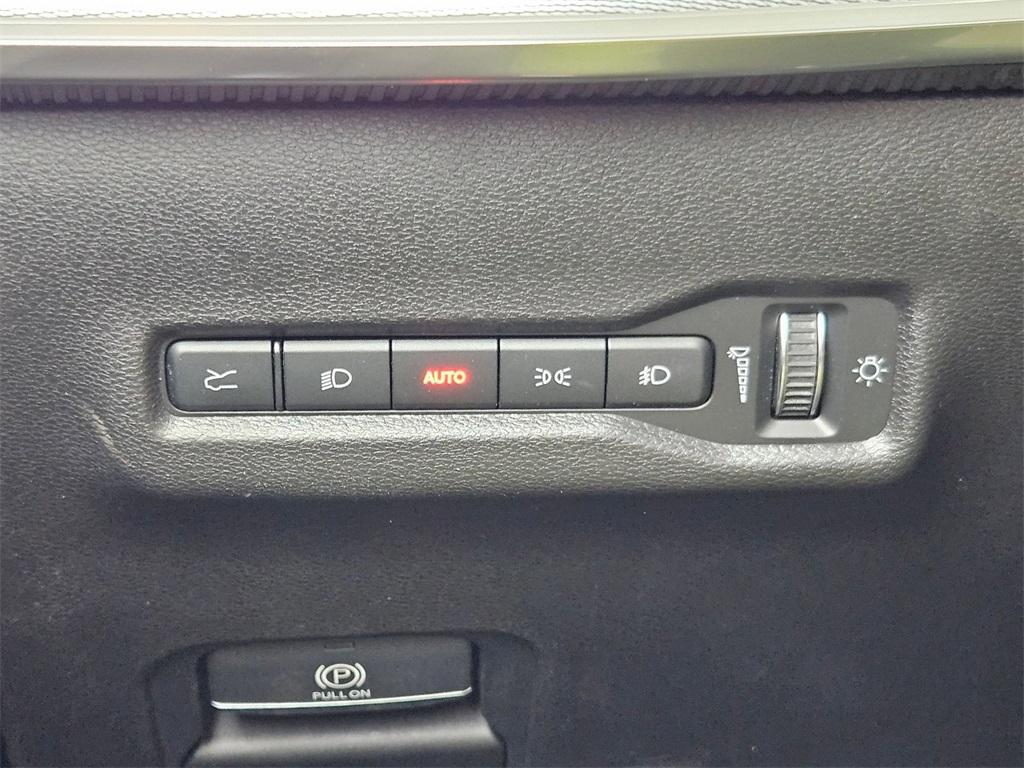 2025 Jeep Wagoneer S Launch Edition photo 19