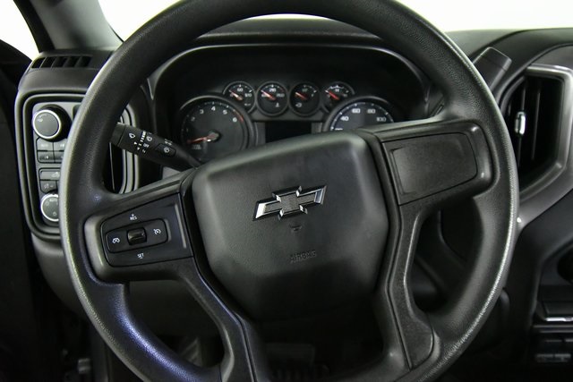2021 Chevrolet Silverado 1500 Custom Trail Boss photo 2