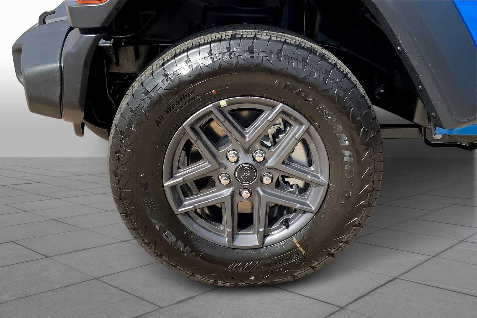 2025 Jeep Wrangler Sport S photo 10