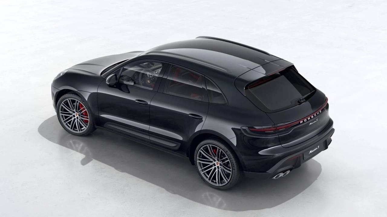 2026 Porsche Macan S photo 4