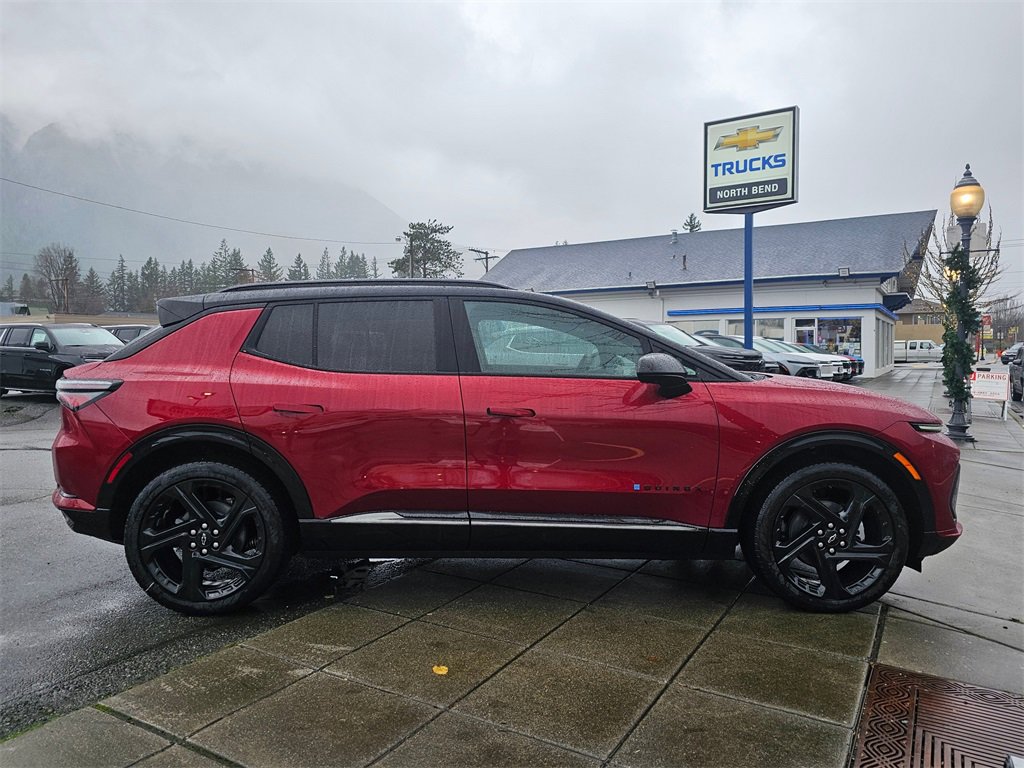 2026 Chevrolet Equinox EV 3RS photo 3