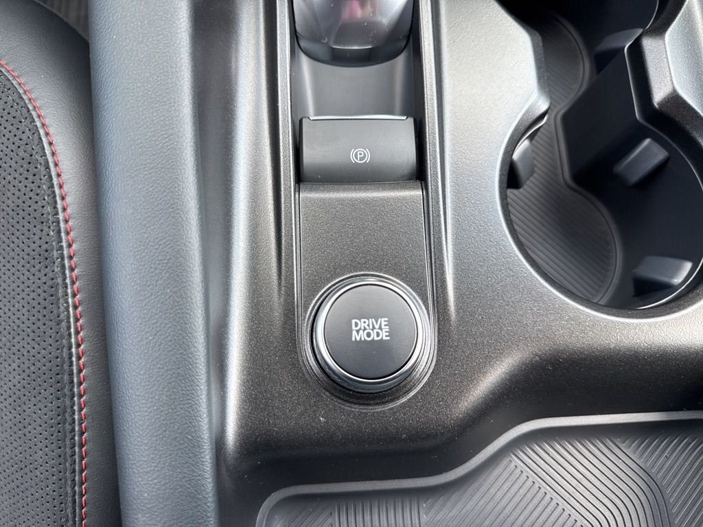 2025 Ford Explorer ST photo 38