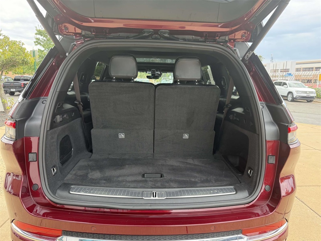 2022 Jeep Grand Cherokee Overland photo 29