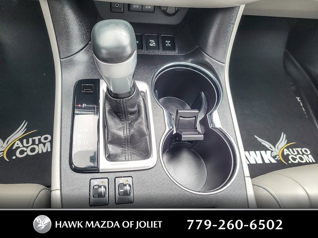 2017 TOYOTA HIGHLANDER - Image 14