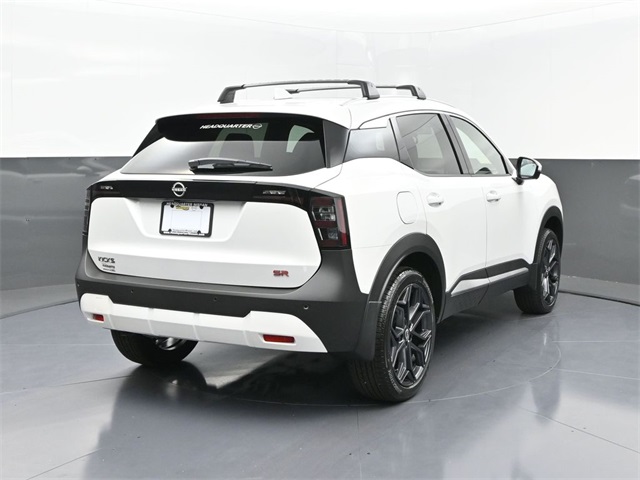 2025 Nissan Kicks SR photo 4
