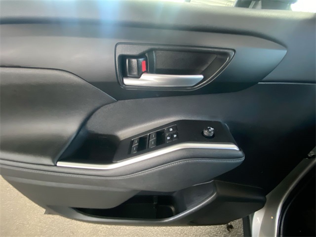 2023 Toyota Highlander XLE photo 4