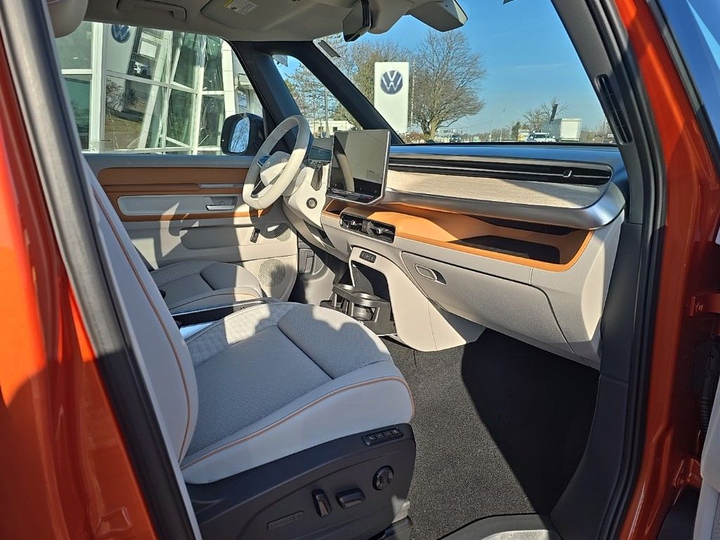 2025 Volkswagen ID. Buzz photo 14