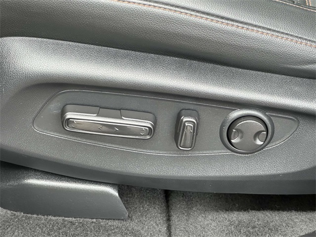 2025 Honda CR-V Hybrid Sport-L photo 14