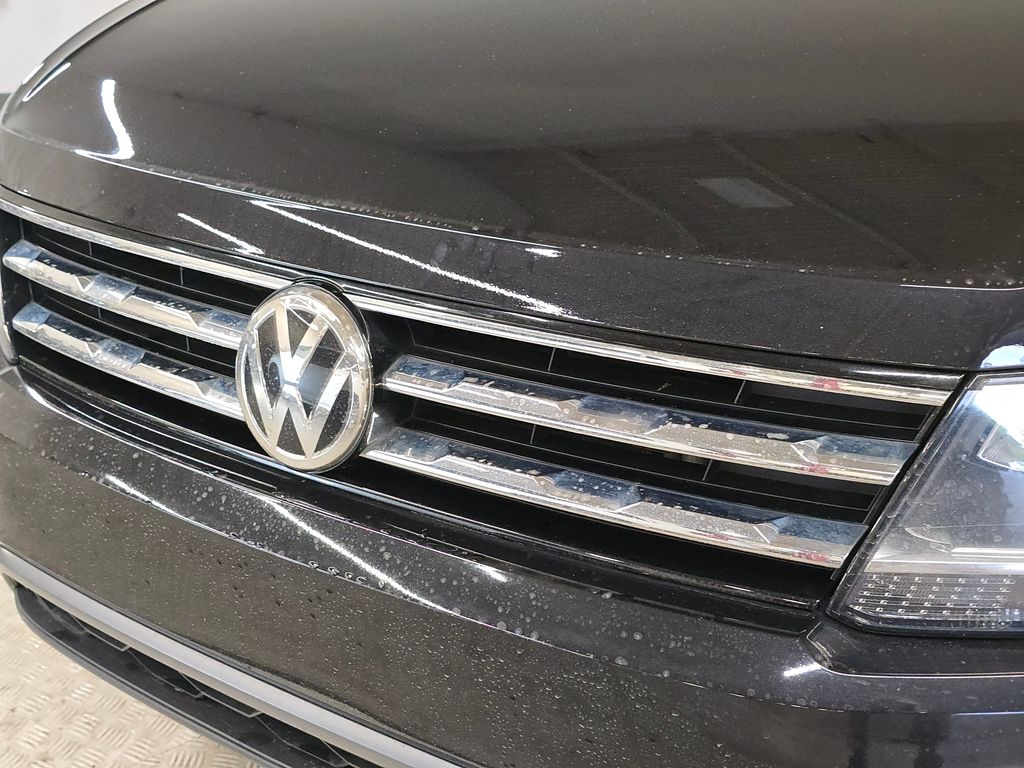 2021 Volkswagen Tiguan SE photo 11