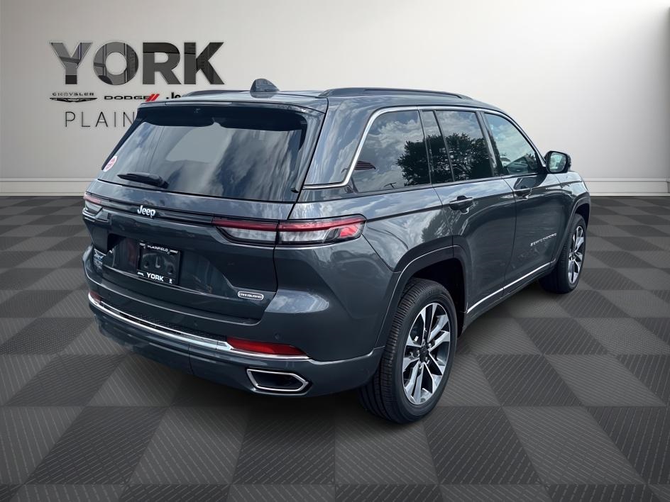 2024 Jeep Grand Cherokee 4xe Overland photo 4