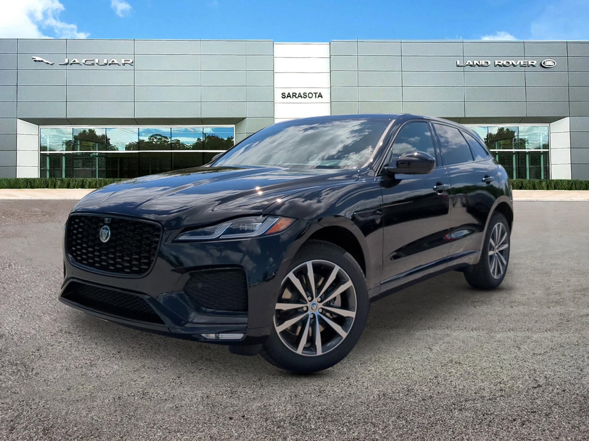 2026 Jaguar F-Pace R-Dynamic S's photo