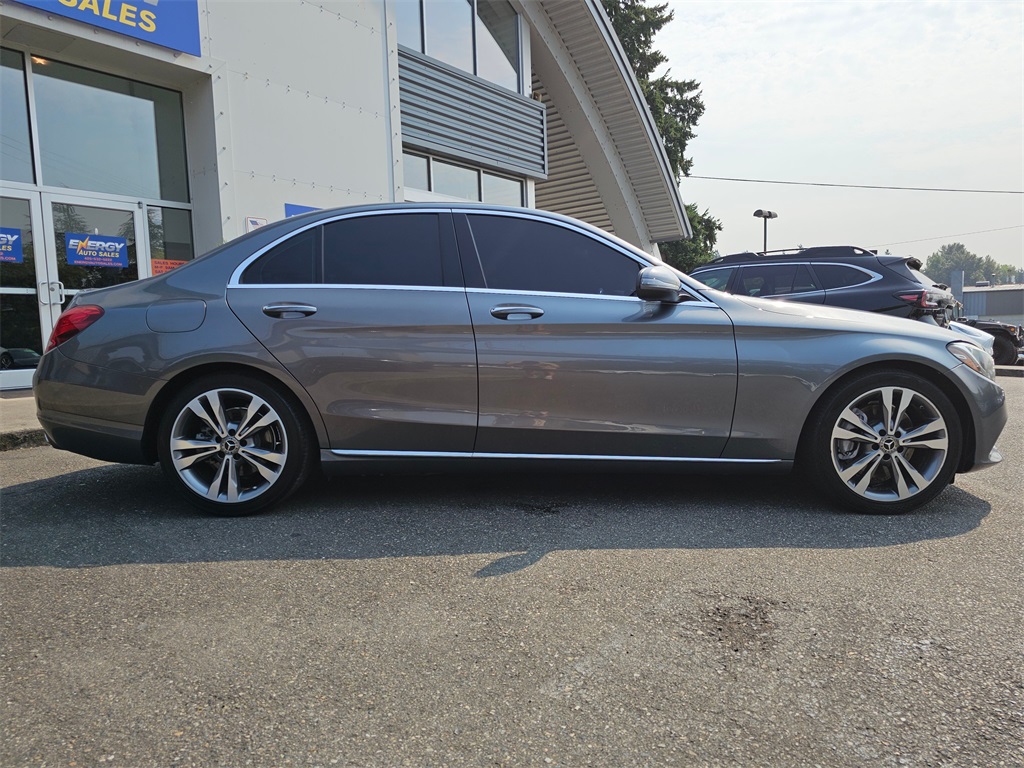 2018 Mercedes Benz C 300 photo 8