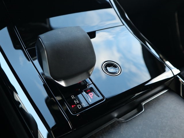 2025 Land Rover Range Rover Sport SE photo 10