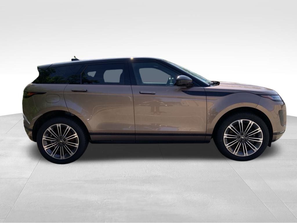 2024 Land Rover Range Rover Evoque S photo 4