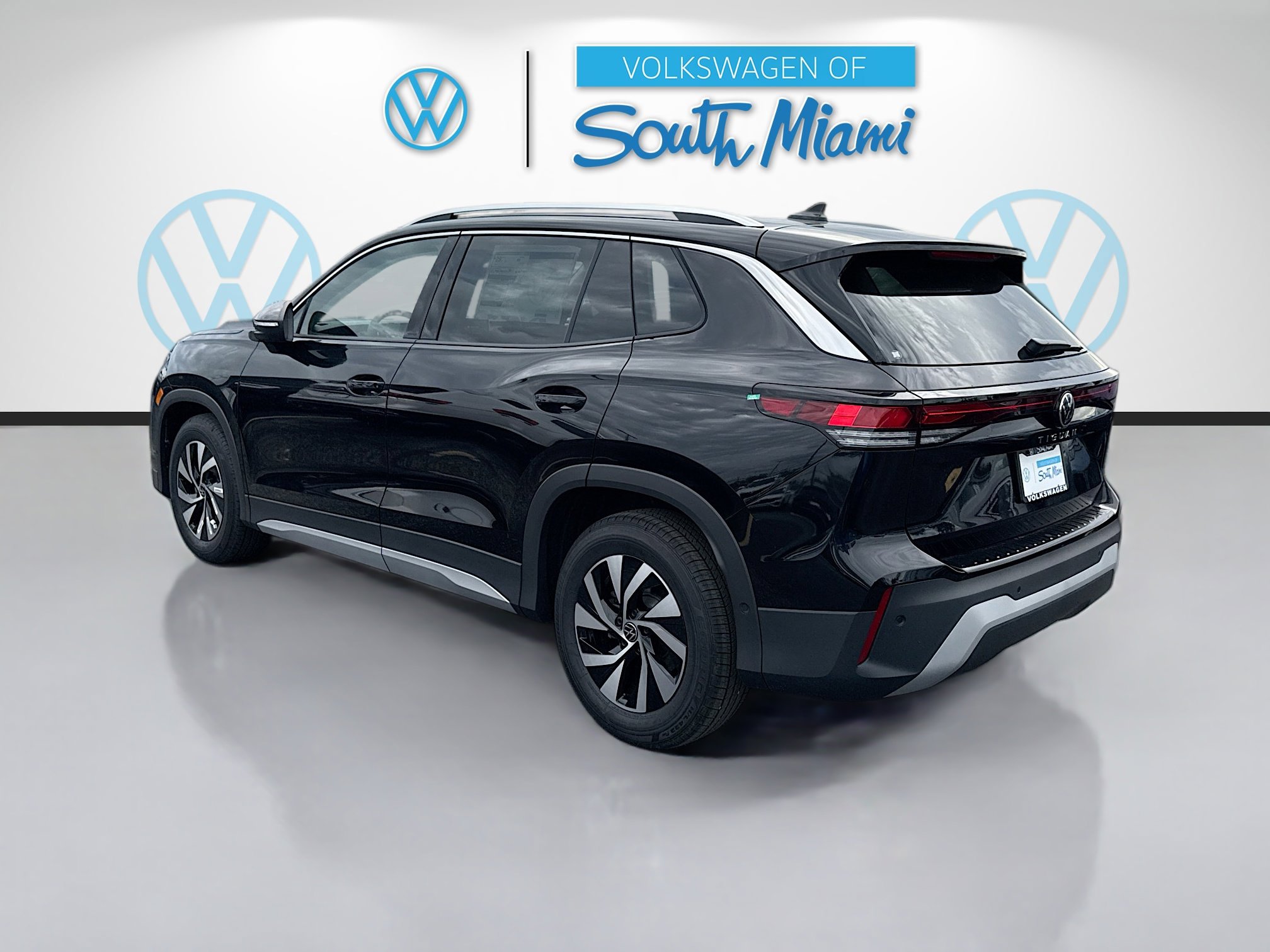 2026 Volkswagen Tiguan S photo 2