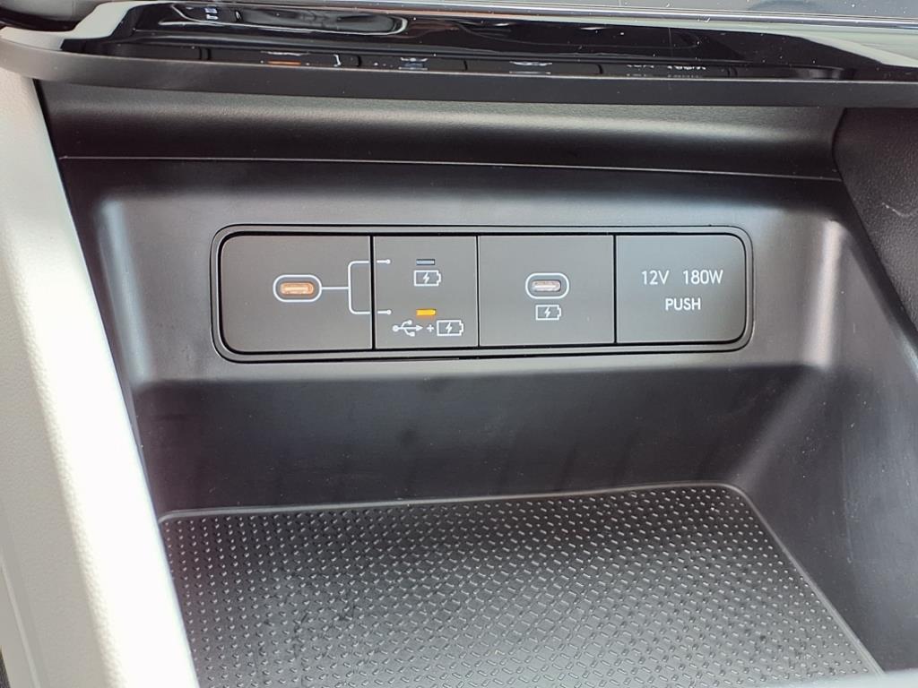2026 Hyundai Tucson SEL photo 13