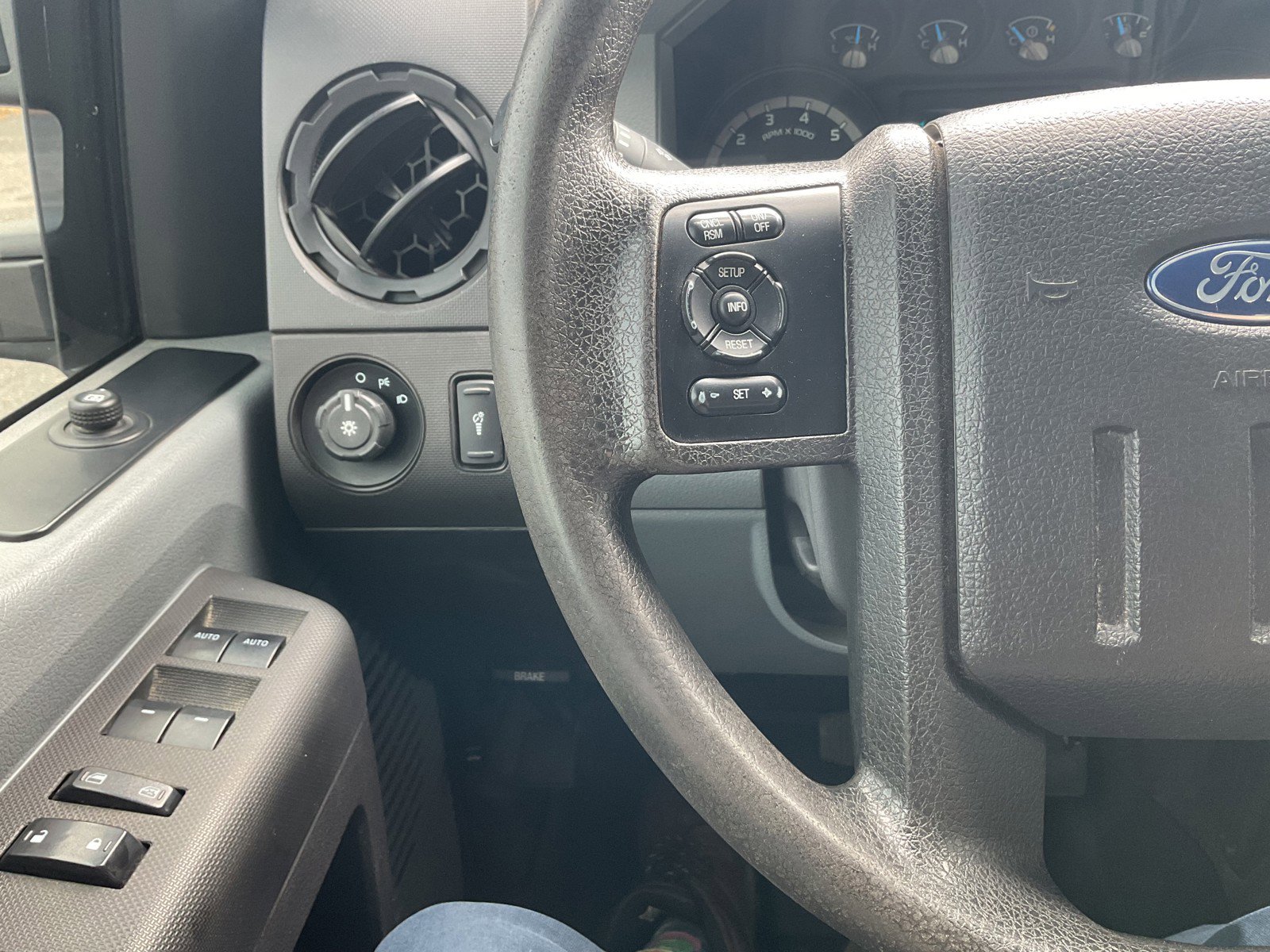 2016 Ford F-250 photo 24
