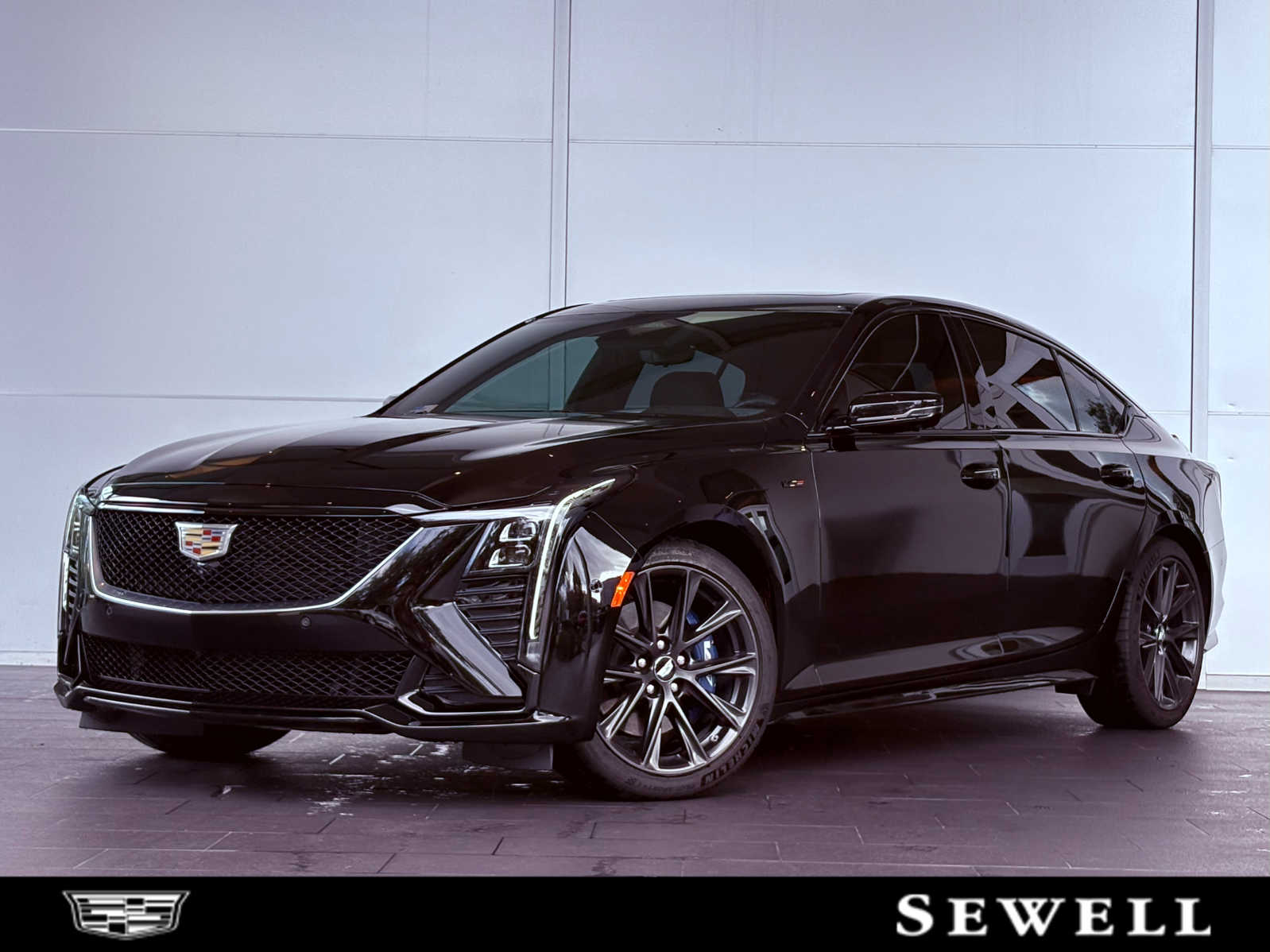 2025 Cadillac CT5 V-Series's photo