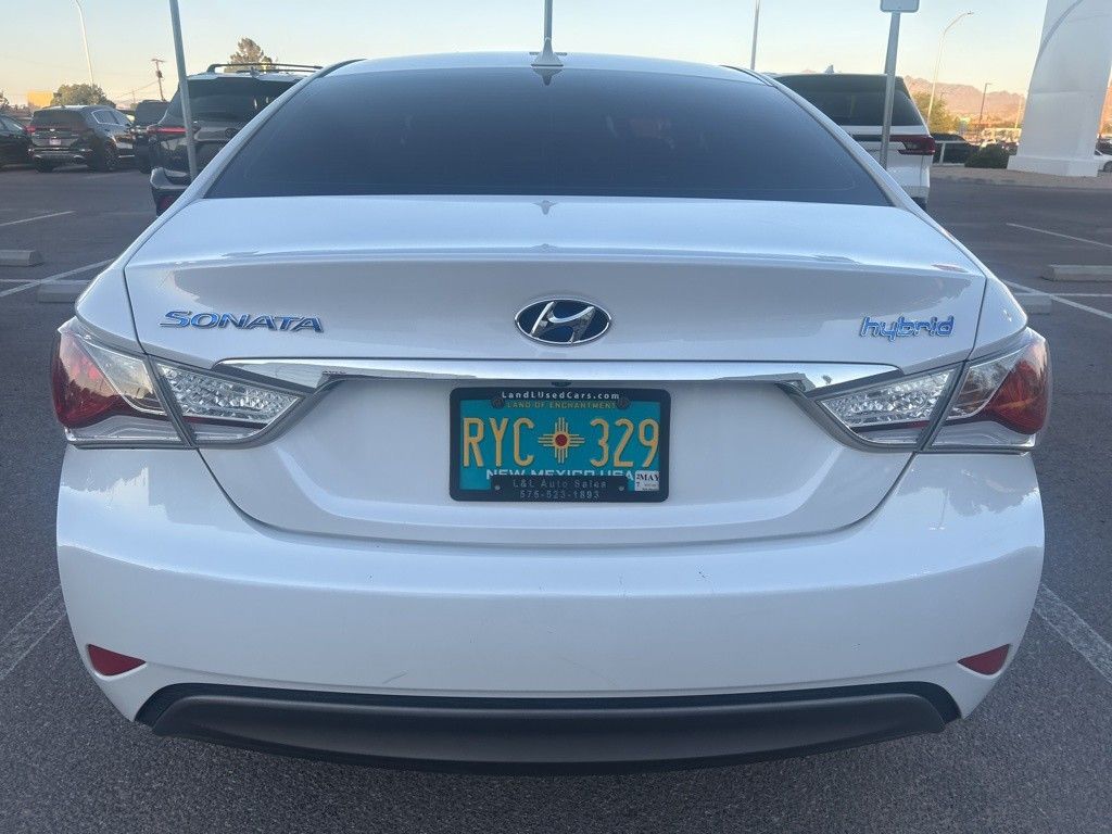 2015 Hyundai Sonata Hybrid Base photo 5