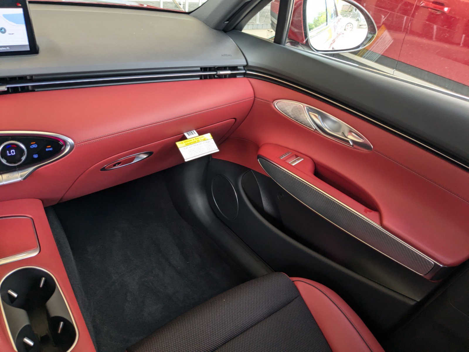 2025 Genesis GV70 3.5T Sport photo 12