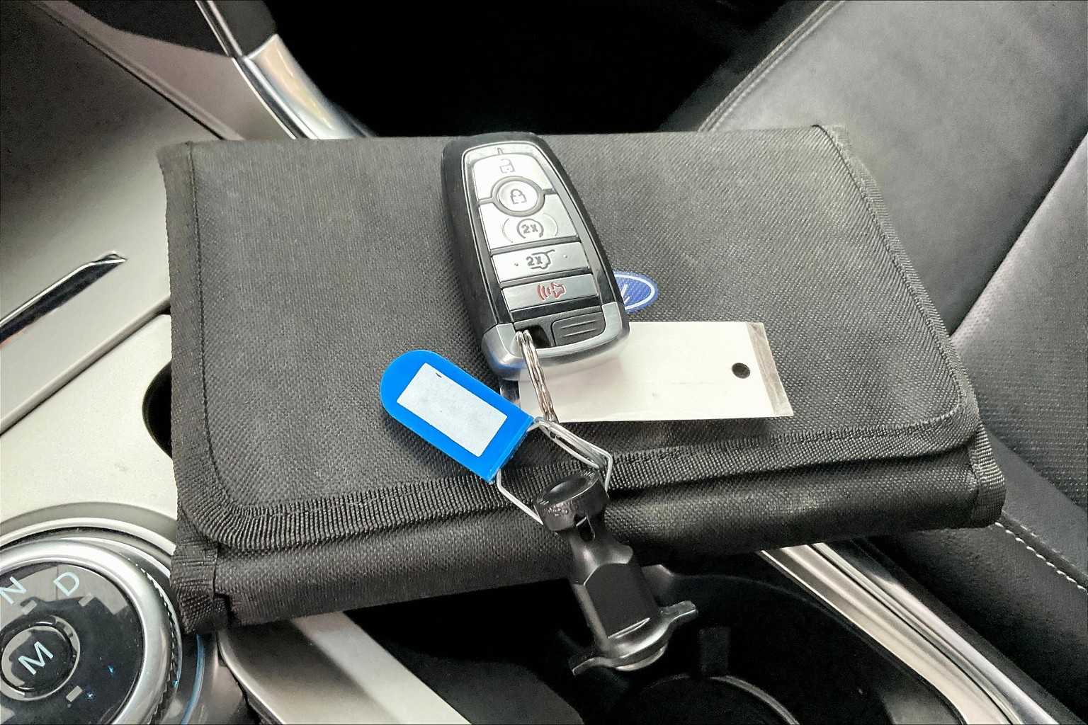 2020 Ford Explorer Limited photo 10