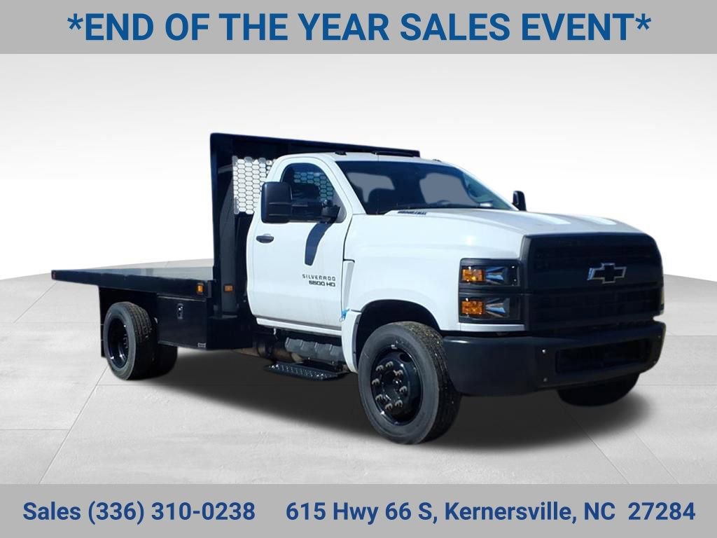 2024 Chevrolet Silverado 4500 Medium Duty Chassis Cab Work Truck's photo