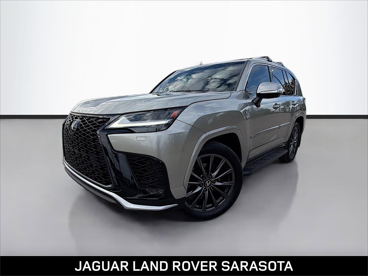 2023 Lexus LX F-Sport's photo