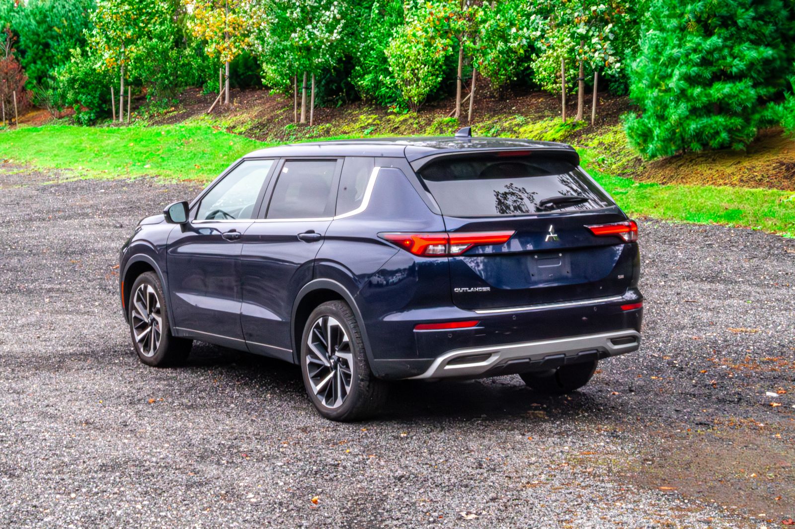 2022 Mitsubishi Outlander Black Edition LE SEL GT photo 4