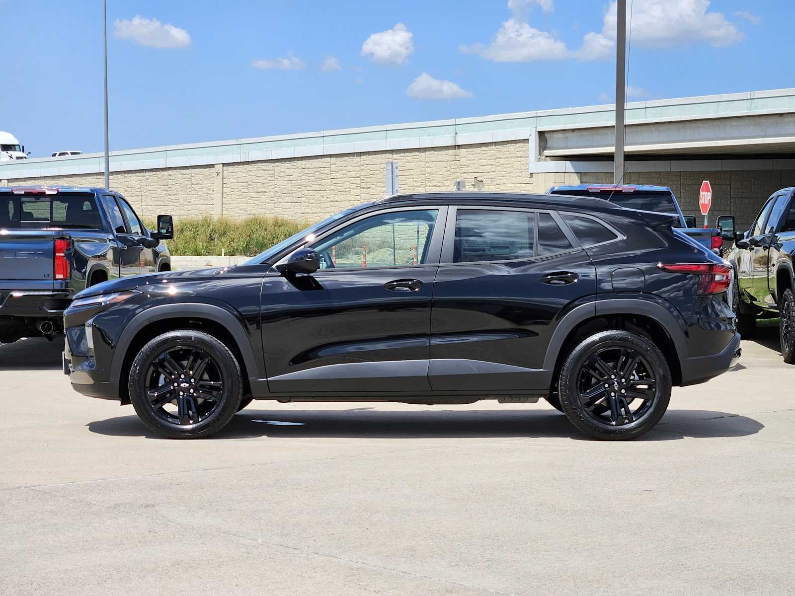 2025 Chevrolet Trax ACTIV photo 5