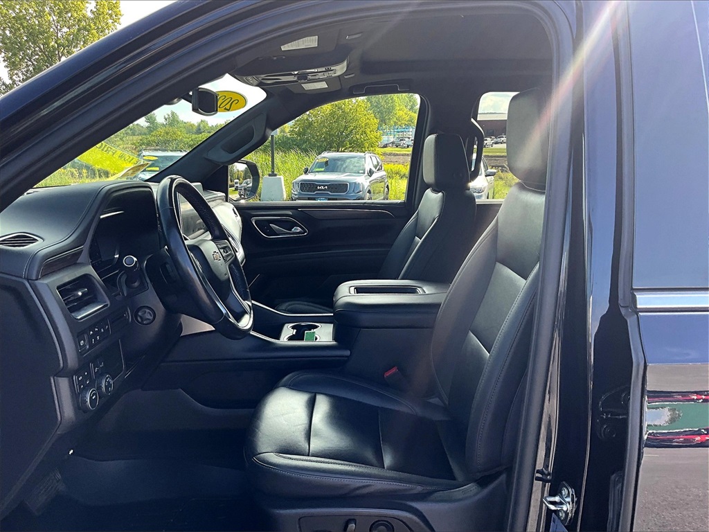 2022 Chevrolet Tahoe LT photo 10