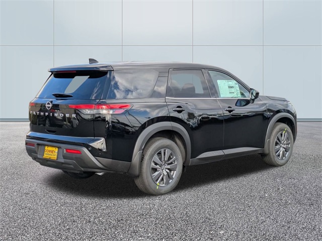 2025 Nissan Pathfinder S photo 4