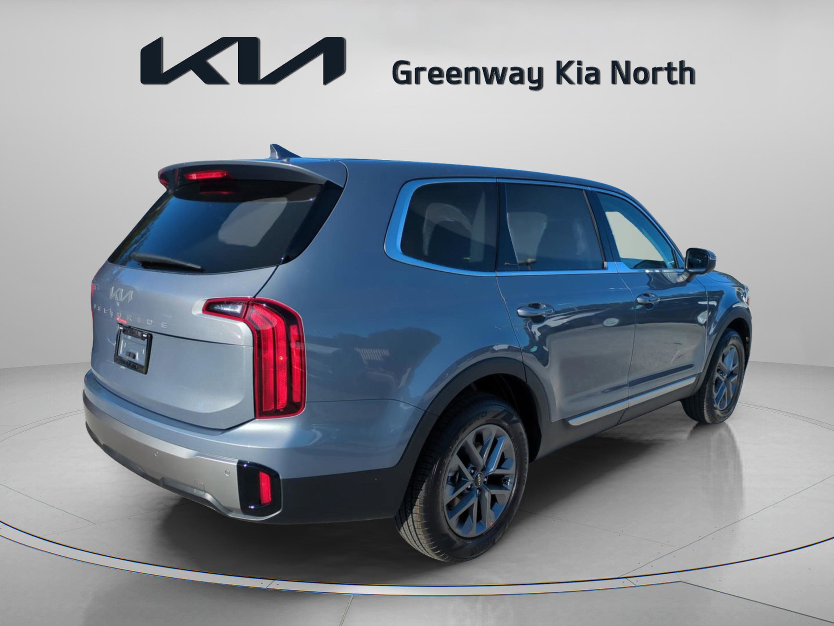 2025 Kia Telluride LX photo 7