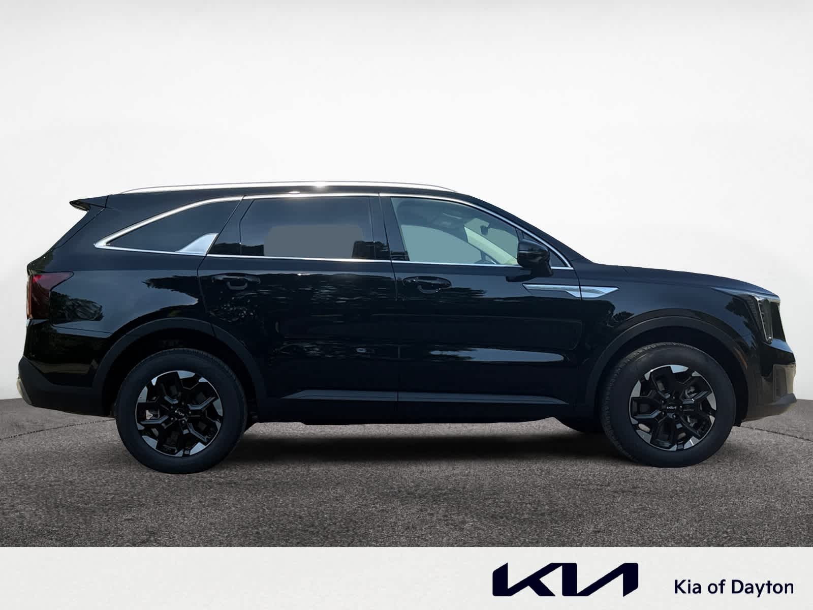 2025 Kia Sorento S photo 6