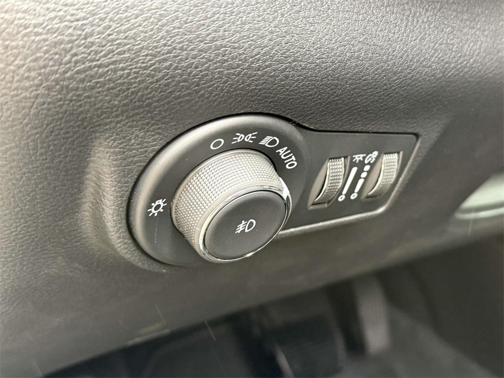 2025 Jeep Compass Latitude photo 25