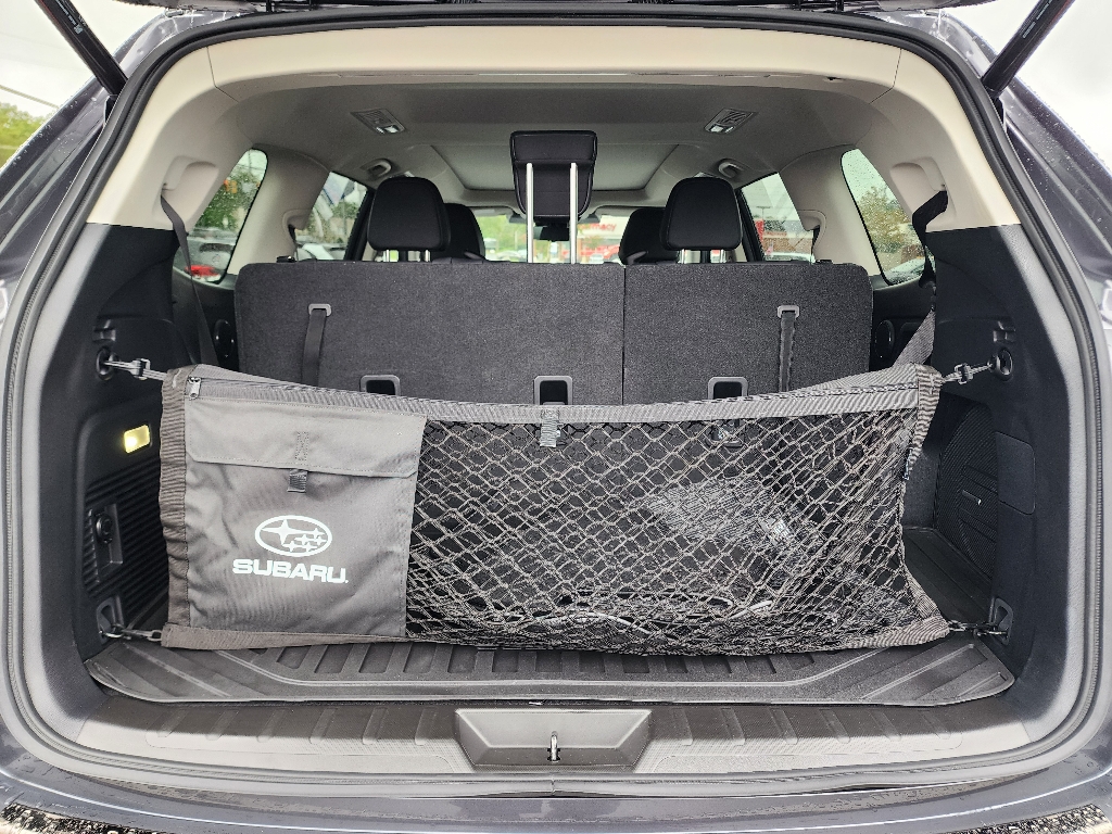 2025 Subaru Ascent Onyx Edition Touring photo 4