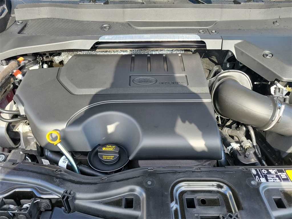 2025 Land Rover Discovery Sport SE photo 27