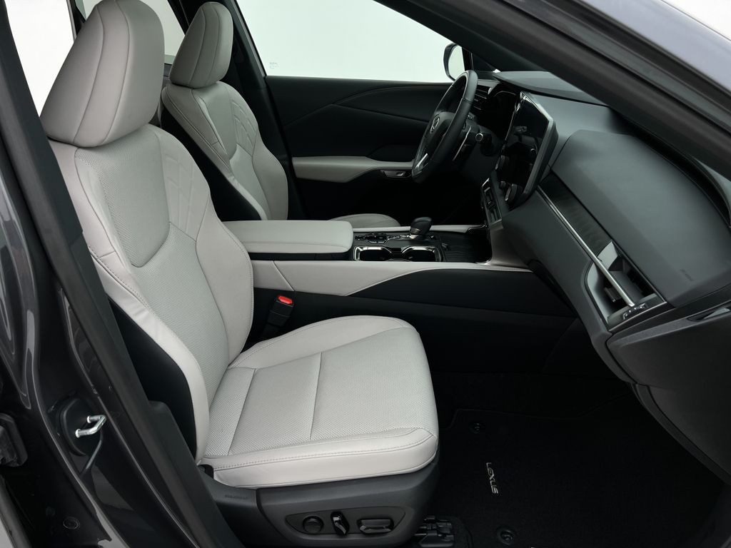 2024 Lexus RX 350 Premium photo 16