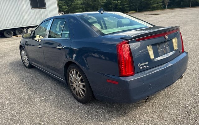 2010 Cadillac STS Performance photo 3