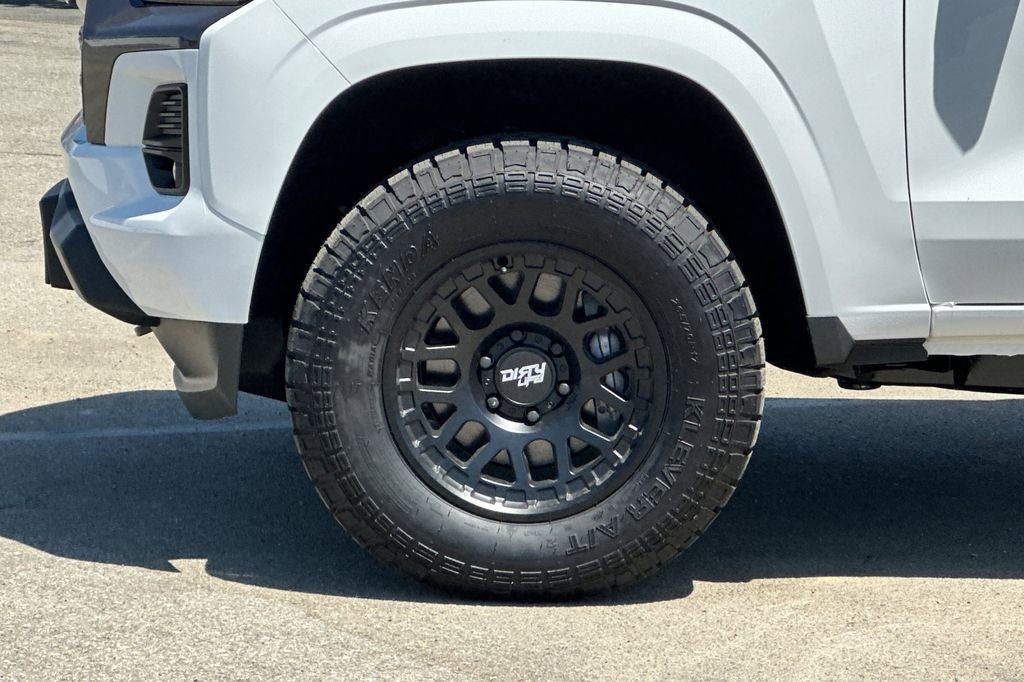 2025 Chevrolet Colorado Work Truck LT photo 30