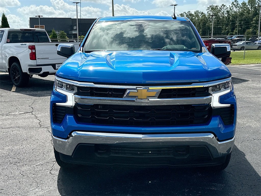 2025 Chevrolet Silverado 1500 LT photo 2