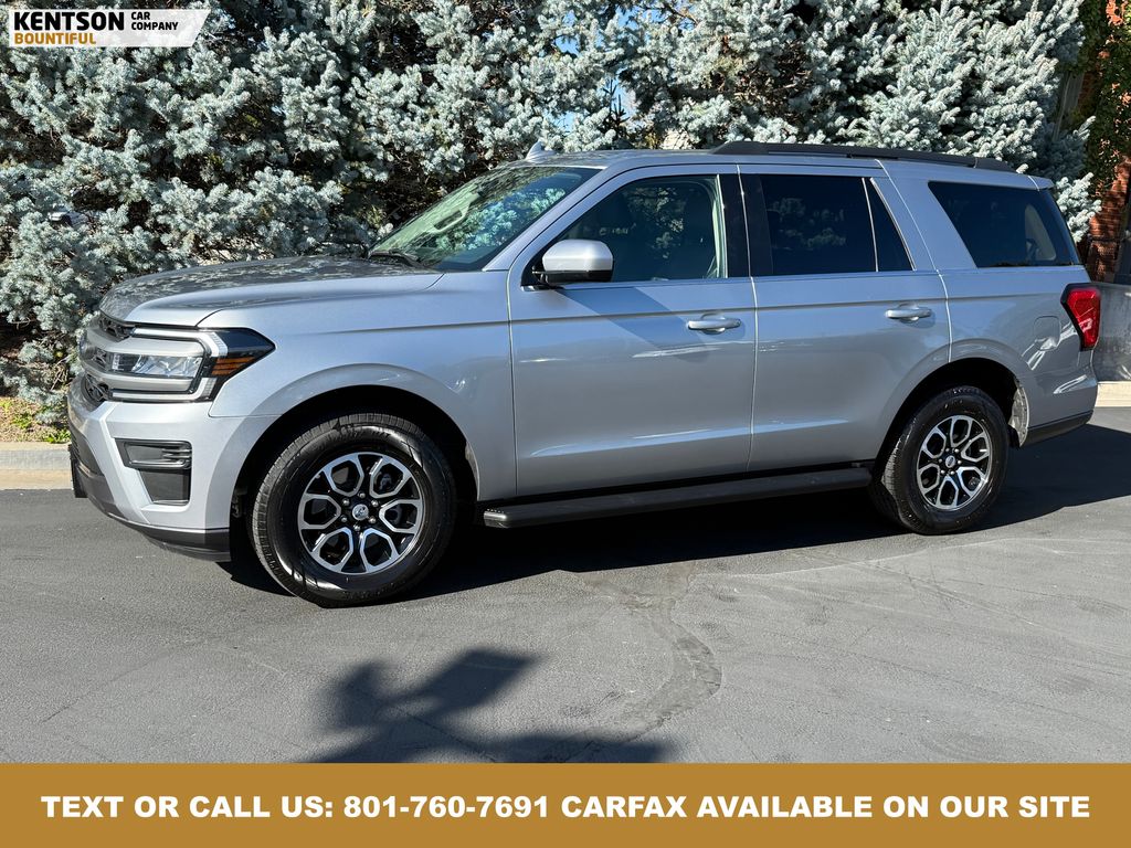 2024 Ford Expedition XLT's photo