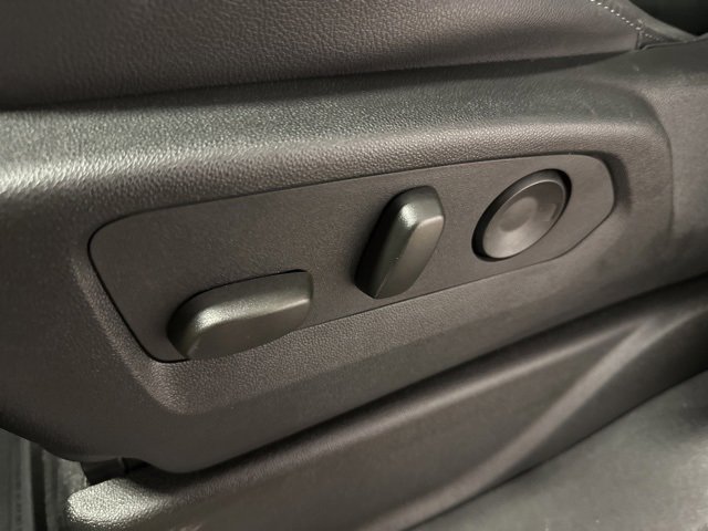 2025 Chevrolet Tahoe LT photo 8