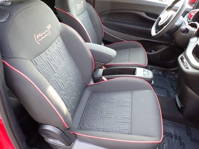 2024 Fiat 500e photo 10
