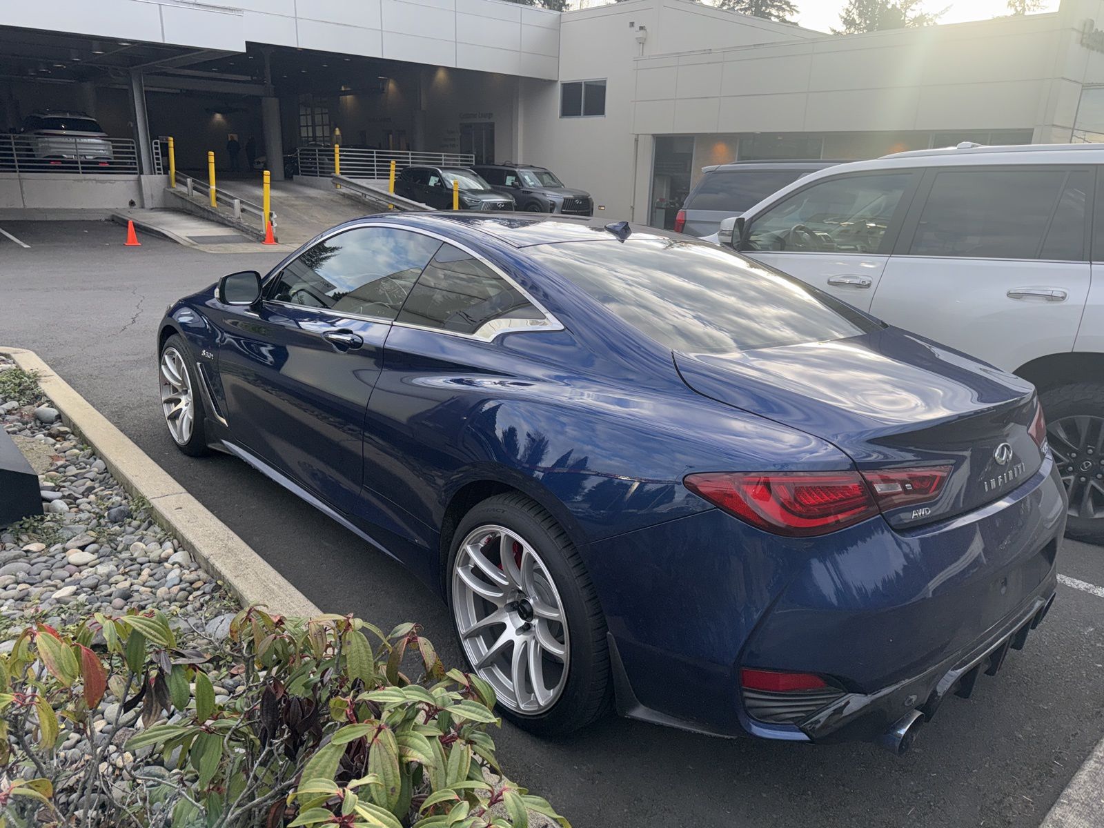 2017 Infiniti Q60 Red Sport 400 photo 4