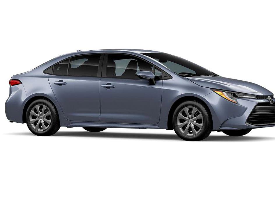 2026 Toyota Corolla LE photo 13