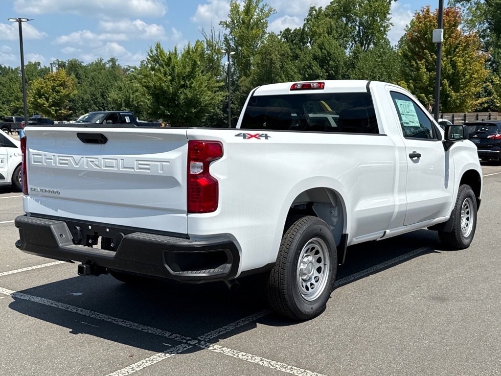 2025 Chevrolet Silverado 1500 photo 3