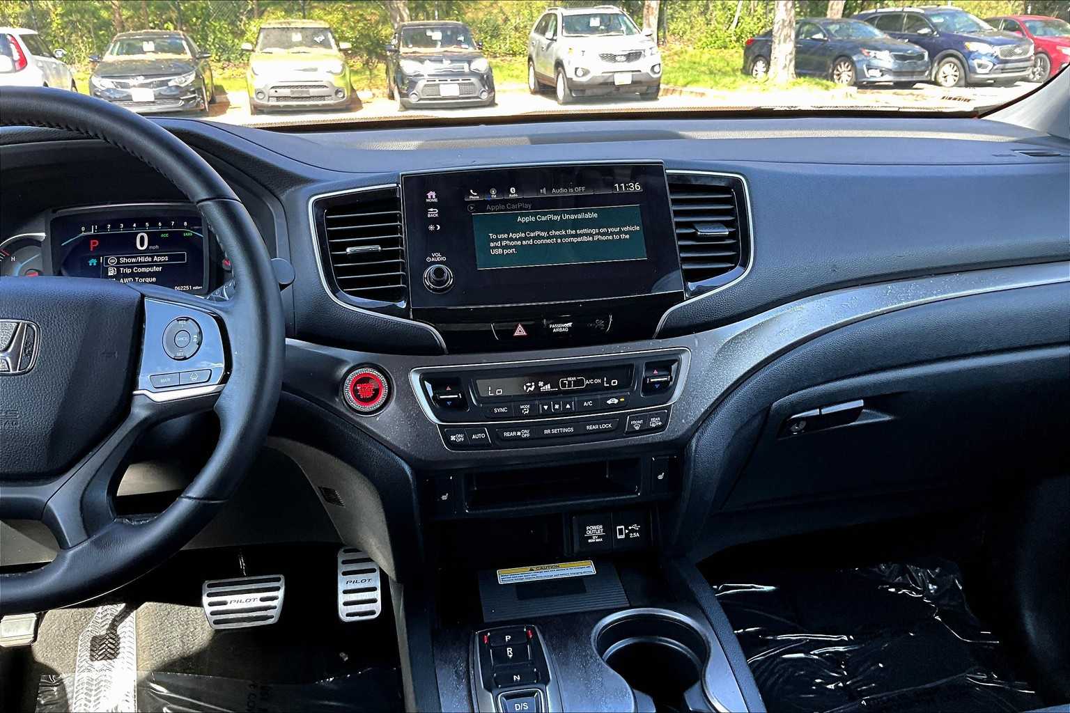 2022 Honda Pilot Special Edition photo 6