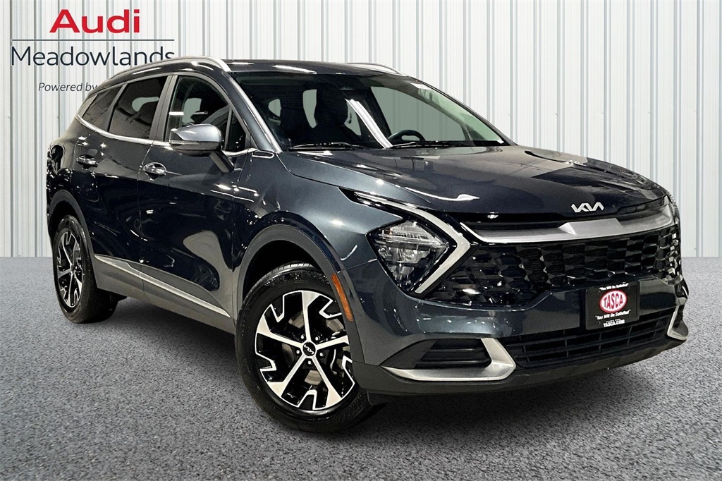 2023 Kia Sportage EX photo 3