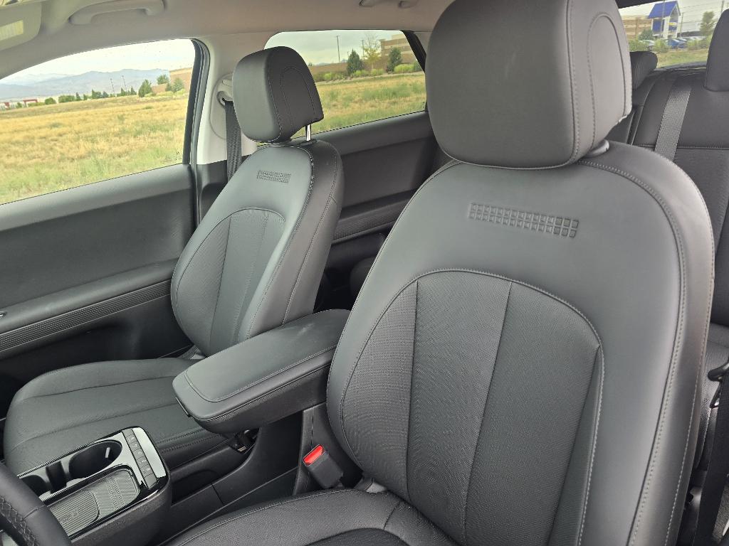 2025 Hyundai Ioniq 5 SEL photo 12