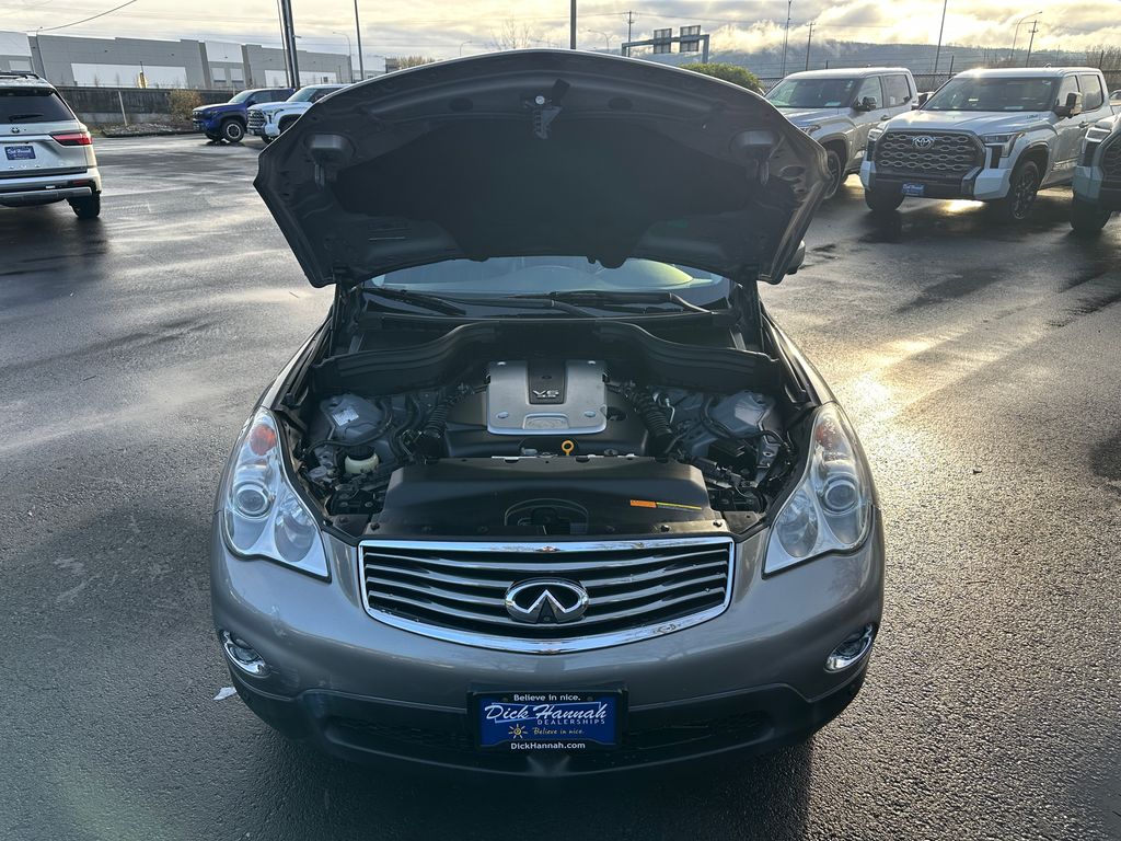 2010 Infiniti EX35 Journey photo 4